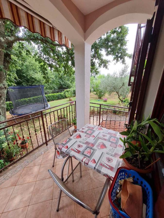 Apartment Ornela Umag Ngoại thất bức ảnh